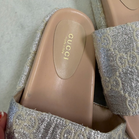 GG Slides - Picture 4 of 10